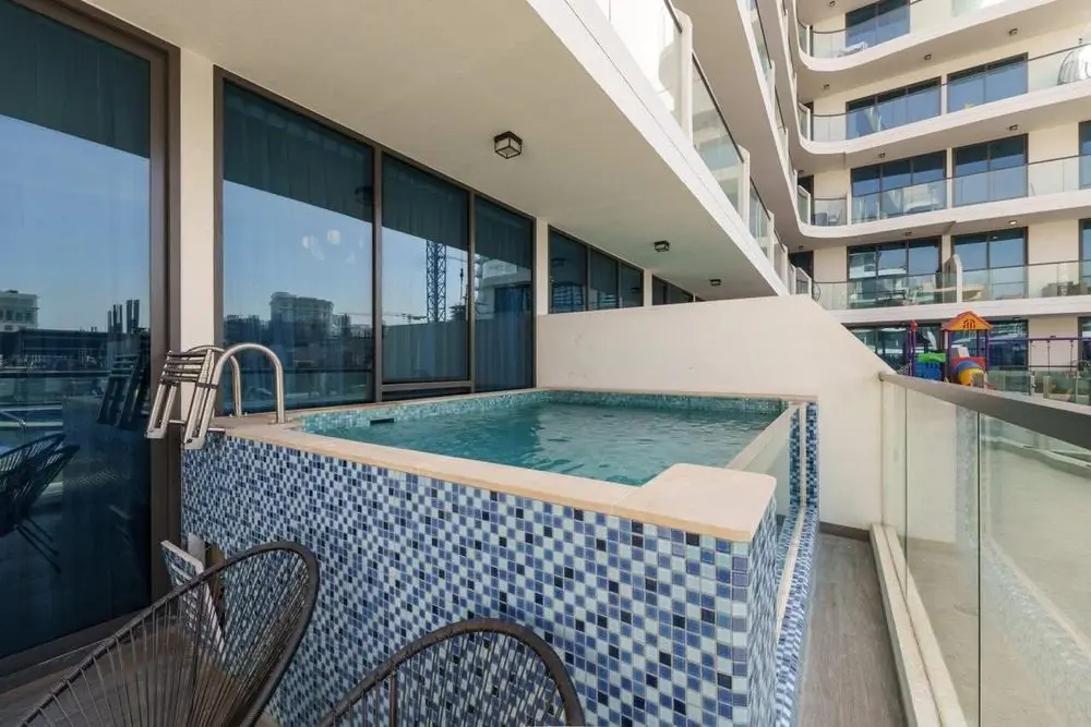 Private balcony pool at Samana Park Views 1BR