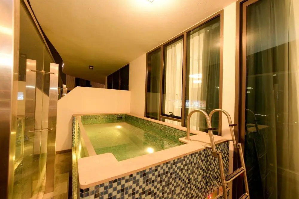 Private balcony pool in the Samana Park Views duplex